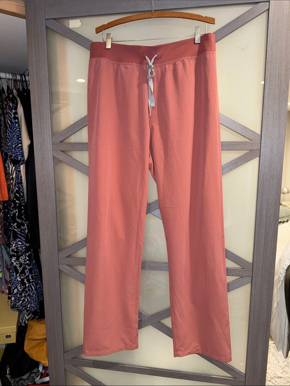 FIGS Technical Collection Livingston Scrub Pants XL TALL Rose Pink